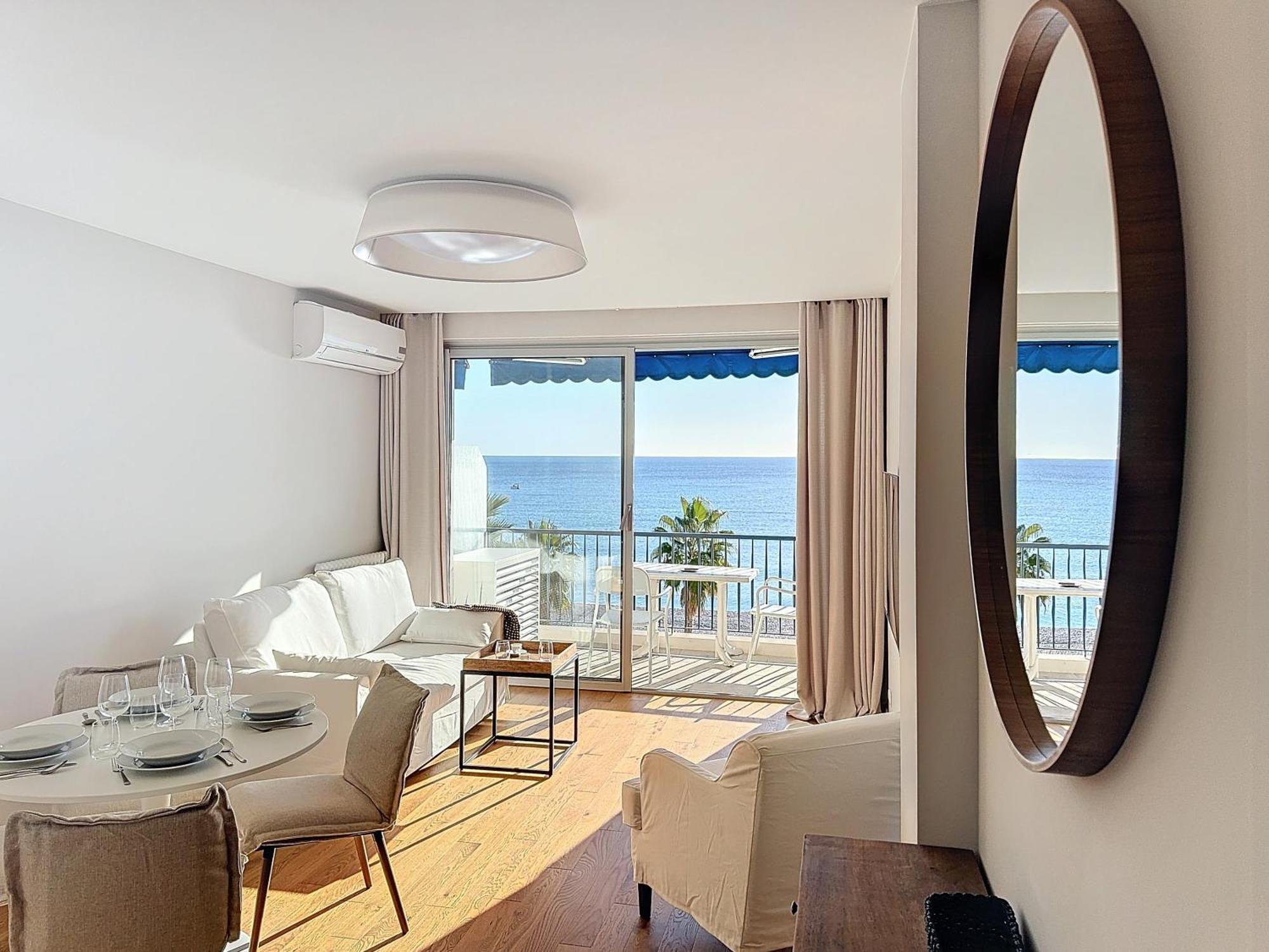 Seaview Promenade 2brs With Parking Appartamento